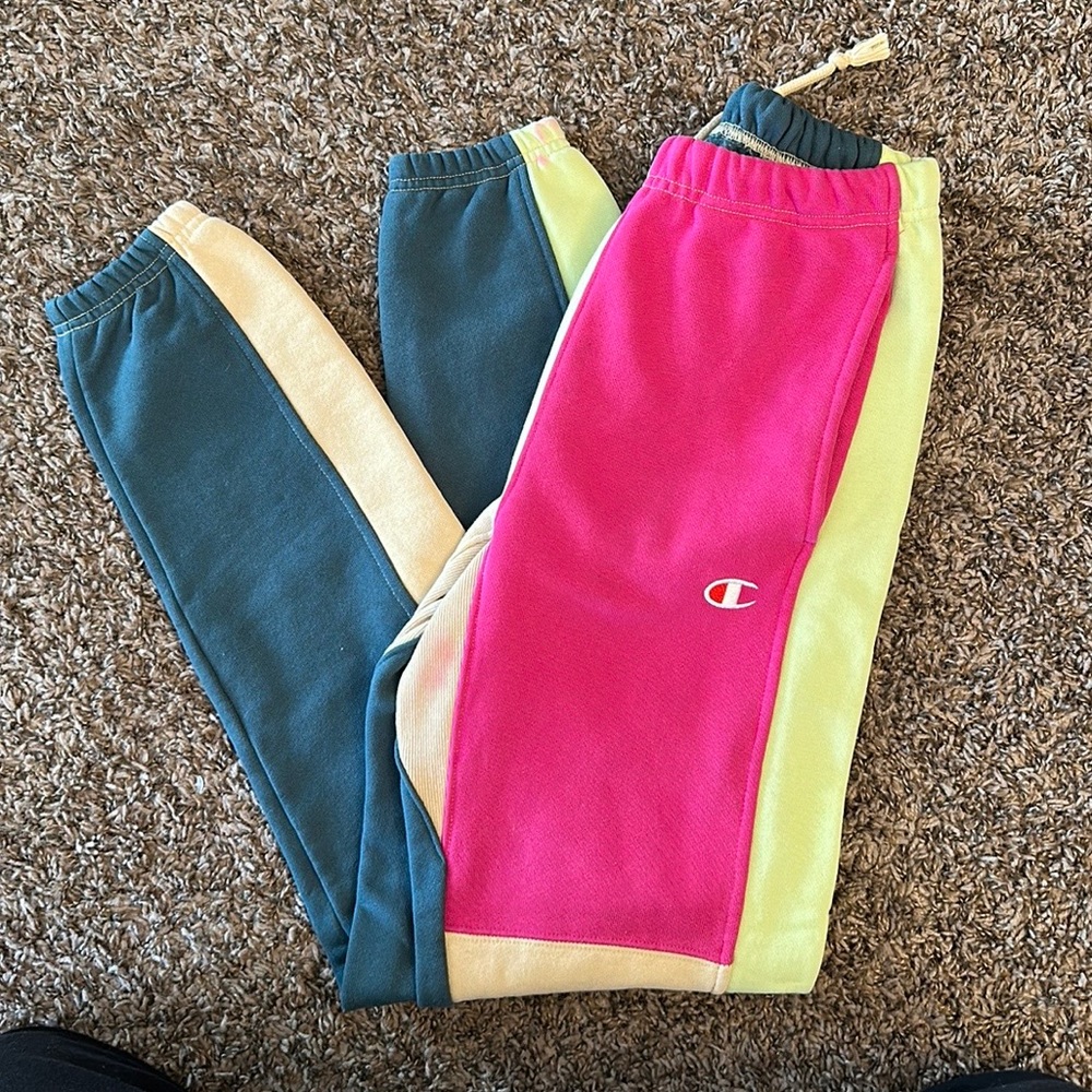 XS Champion UO Exclusive Reserve Color Block Sweats